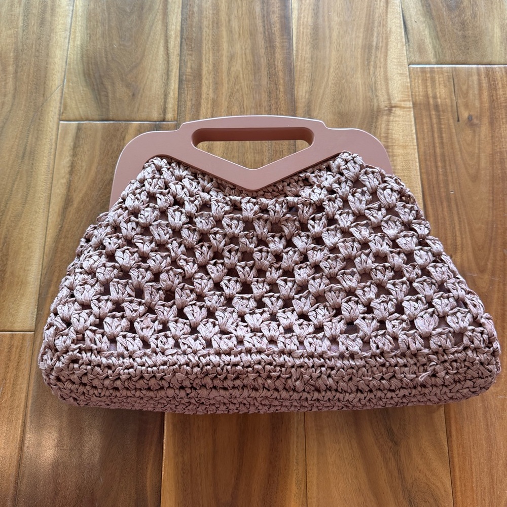 BTB Los Angeles Woven Crochet Top-Handle Women’s Bag in Dusty Rose like new